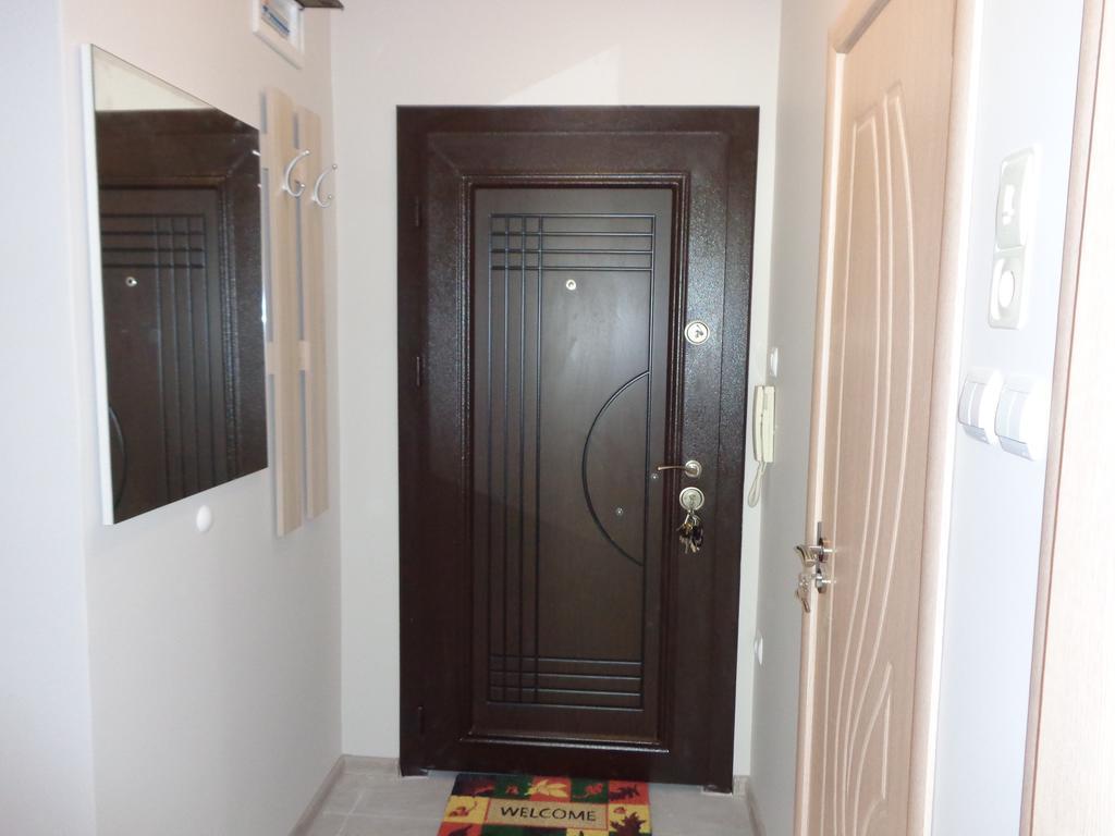 Luxury Apartment Lazur 2 布尔加斯 外观 照片